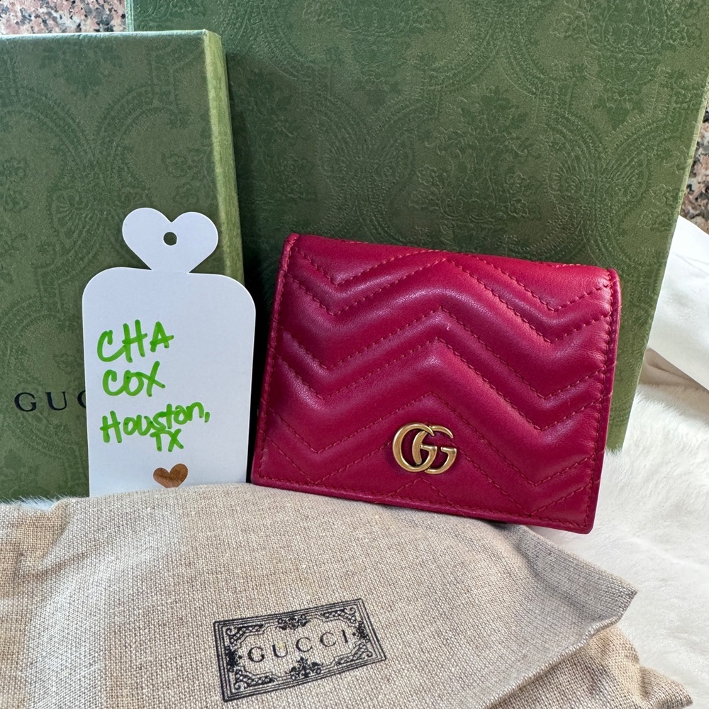 💗💘 Authentic Gucci Marmont Wallet Red 💘💗